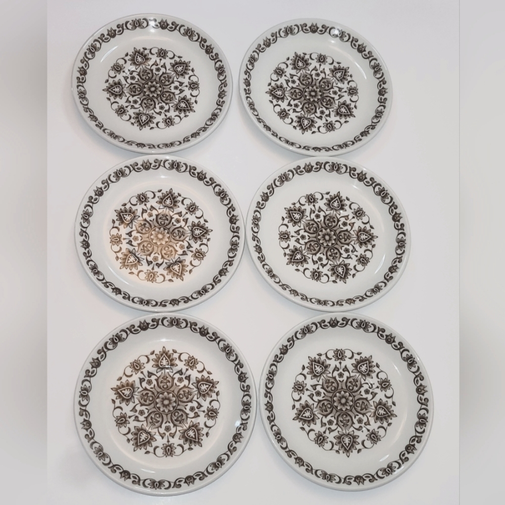 Canterbury by Wood & Sons collector plates/ saucers